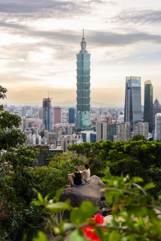 easy ways to make travel cheaper